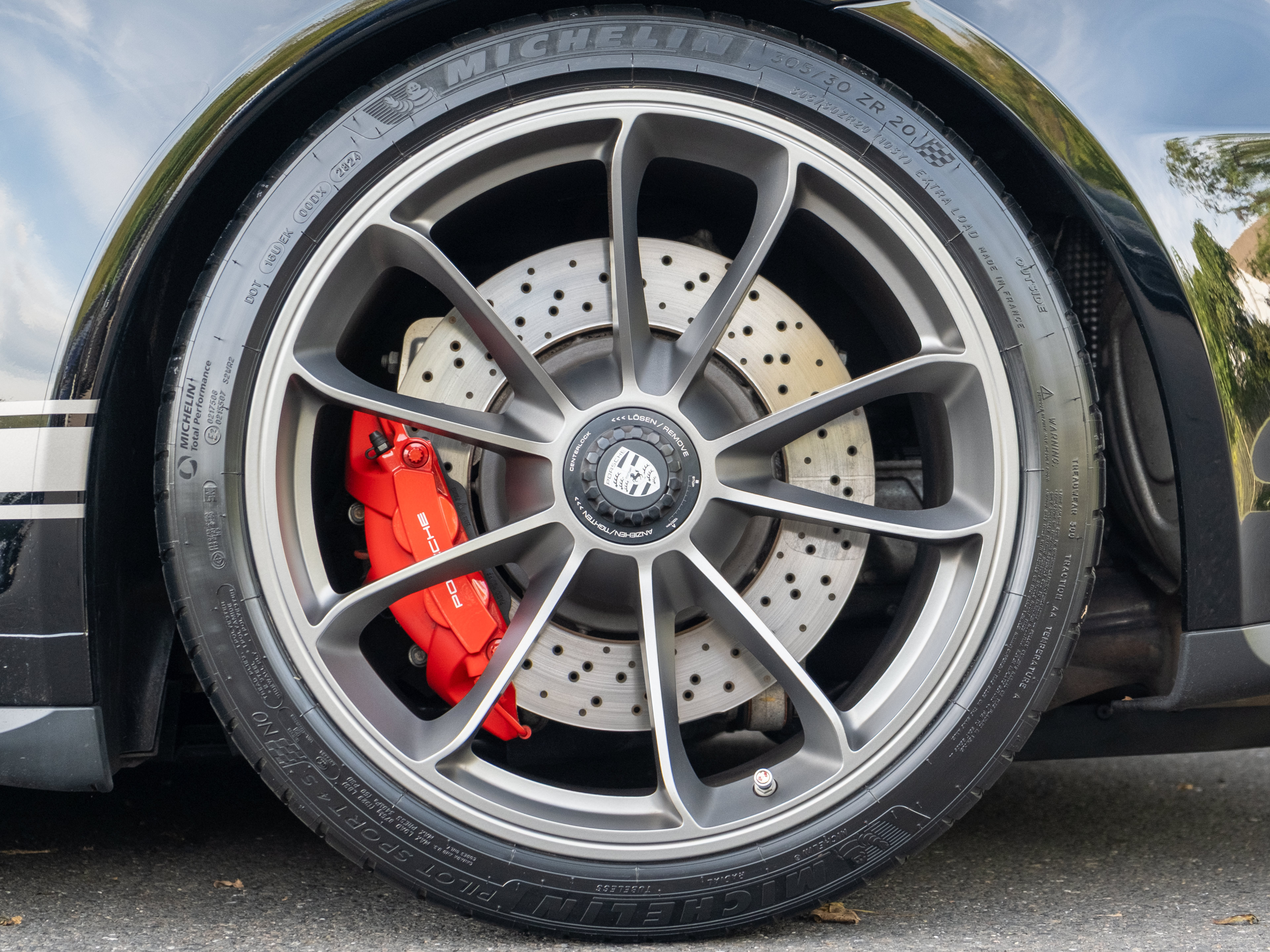 Certified 2018 Porsche 911 GT3 RWD image 13