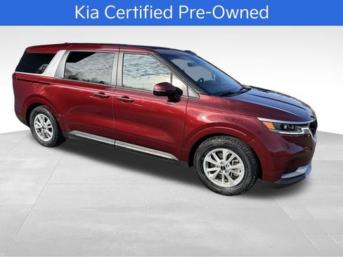 Certified 2023 Kia Carnival LX image 5