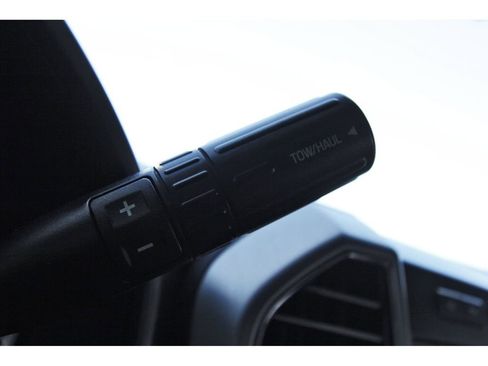 Used 2019 Ford F350 Platinum w/ Platinum Ultimate Package image 18