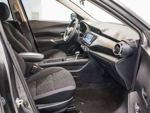 Used 2023 Nissan Kicks SV image 16