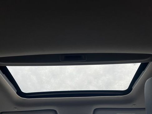 New 2026 Honda HR-V EX-L image 18