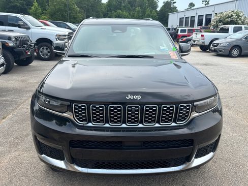 Used 2024 Jeep Grand Cherokee L Summit AWD/4WD image 2