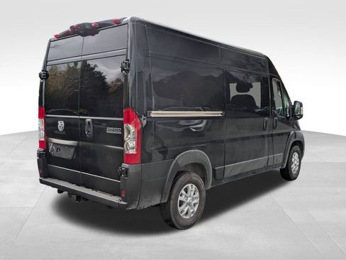 New 2025 RAM ProMaster 2500 w/ Quick Order Package 22G SLT image 3