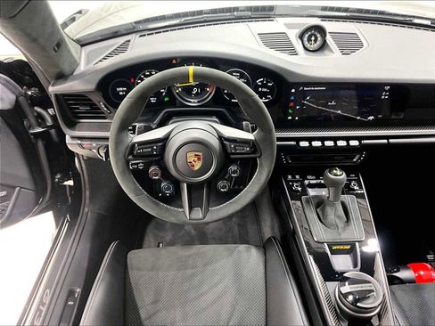 Used 2025 Porsche 911 GT3 RS image 16