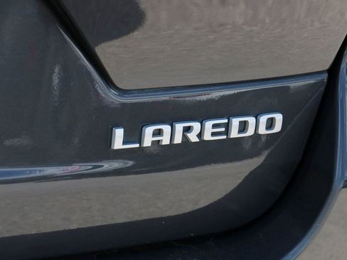 Used 2024 Jeep Grand Cherokee Laredo RWD image 8