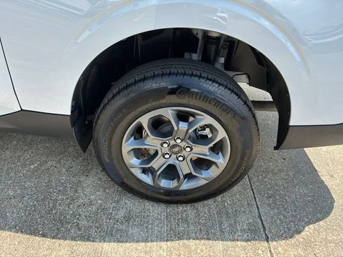 Used 2025 Ford Maverick XLT w/ Equipment Group 302A AWD/4WD image 12
