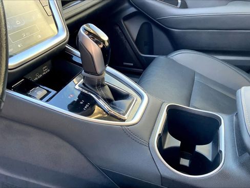 Used 2024 Subaru Outback Limited image 16