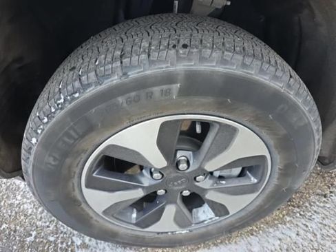 Used 2023 Jeep Grand Cherokee 4WD 4xe image 10