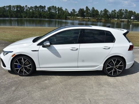 Used 2024 Volkswagen Golf R image 3