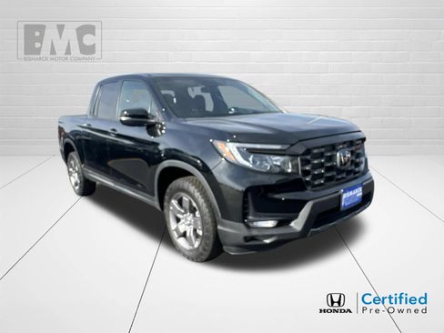 Used 2024 Honda Ridgeline TrailSport image 2