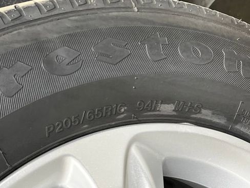 Used 2024 Chevrolet Malibu LS image 38