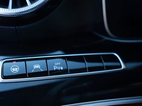 Used 2020 Mercedes-Benz AMG GT 53 w/ Driver Assistance Package image 53