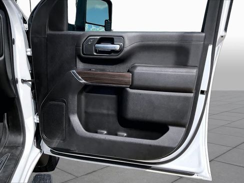 Used 2023 Chevrolet Silverado 2500 LT AWD/4WD image 22