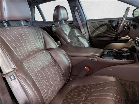 Used 2019 Lexus LS 500 w/ Interior Upgrade Package RWD image 22