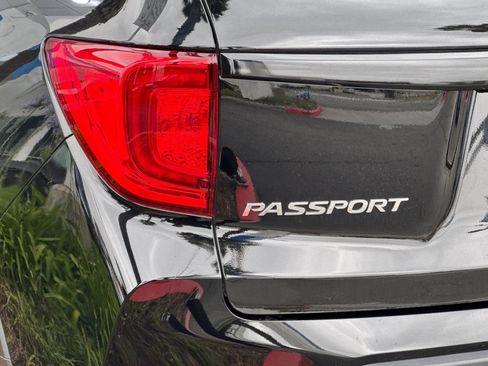 Certified 2025 Honda Passport EX-L image 12