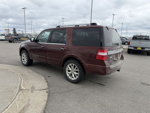 Used 2017 Ford Expedition Limited w/ Equipment Group 301A AWD/4WD image 3