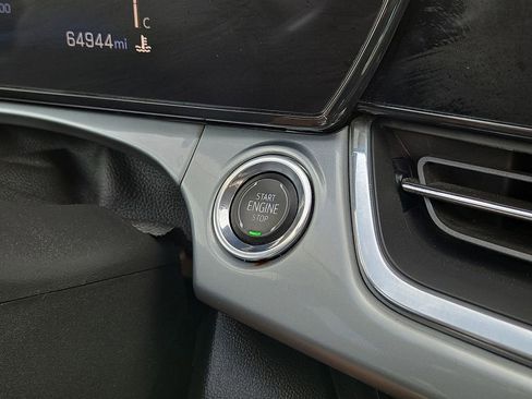 Used 2024 Chevrolet Trax LT image 31