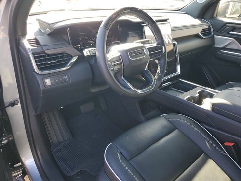 Used 2025 GMC Acadia Denali w/ Super Cruise Package image 22