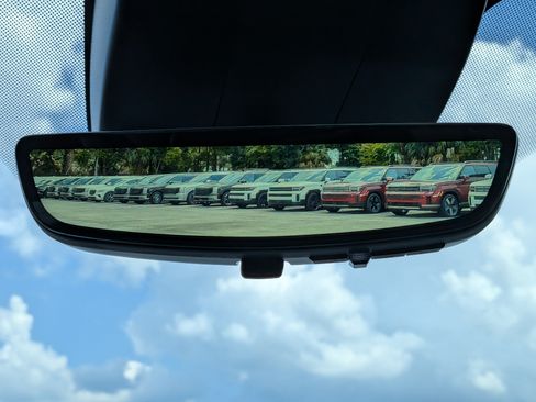 New 2026 GMC Yukon Denali w/ Denali Reserve Package AWD/4WD image 33