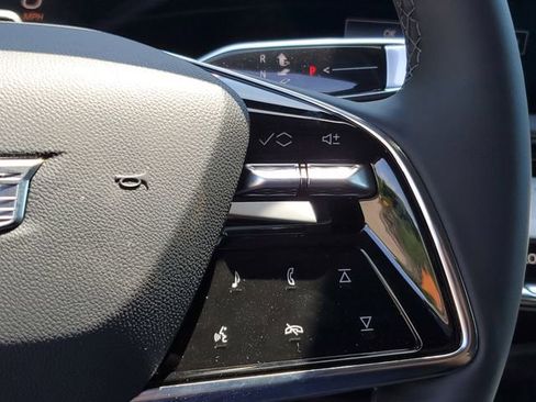 New 2025 Cadillac Optiq Sport 1 w/ LPO, Floor Liner Package image 13