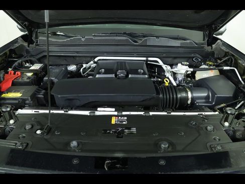 Used 2023 GMC Canyon Denali image 26