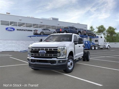 New 2026 Ford F350 XL w/ XL Chrome Package image 2
