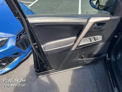 Used 2016 Toyota RAV4 XLE AWD/4WD image 18