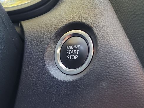 Certified 2025 Toyota Corolla SE FWD image 25