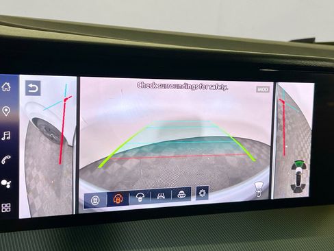 Used 2025 Nissan Murano Platinum w/ Cargo Package image 29