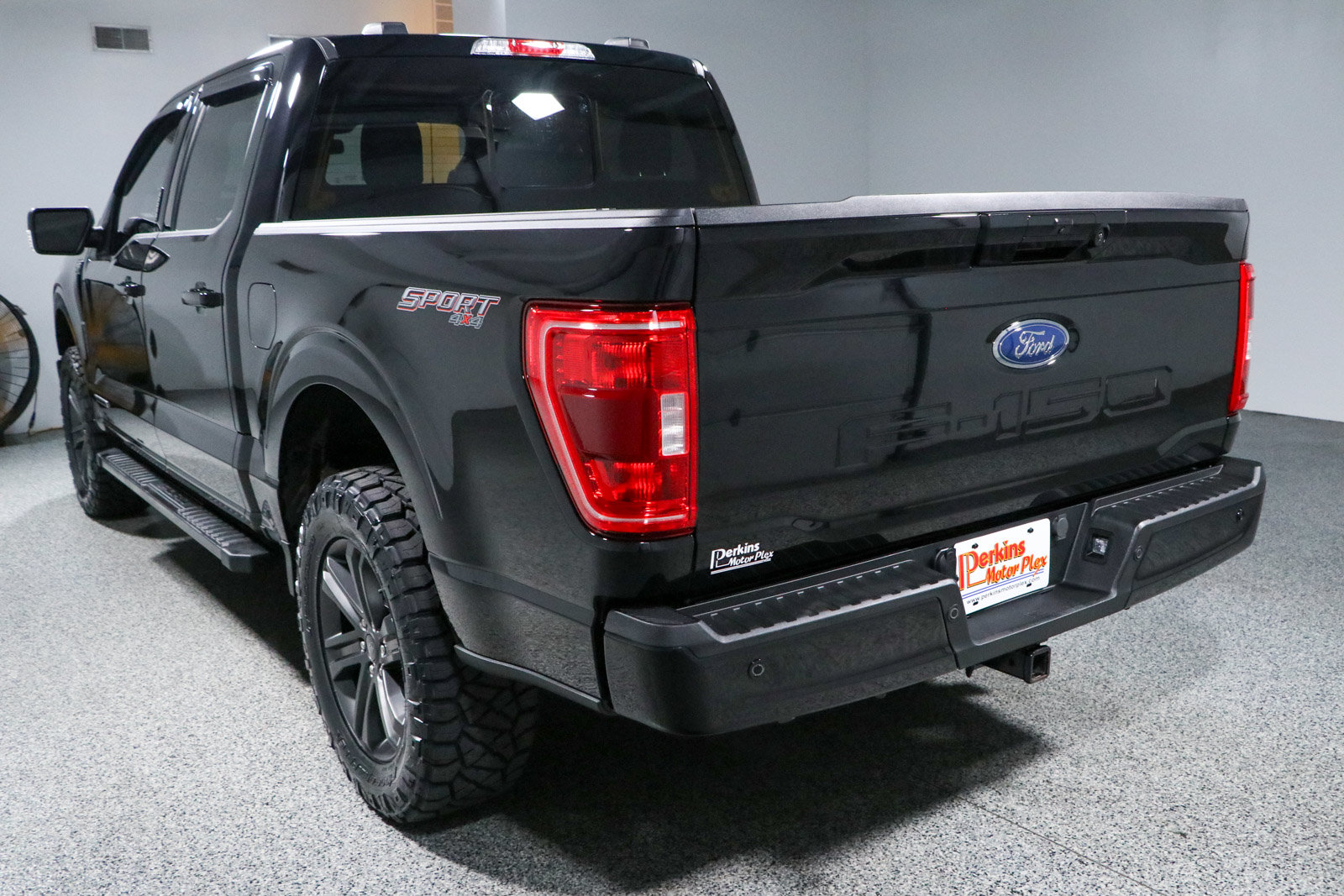 Used 2023 Ford F150 XLT w/ Equipment Group 302A High AWD/4WD image 10