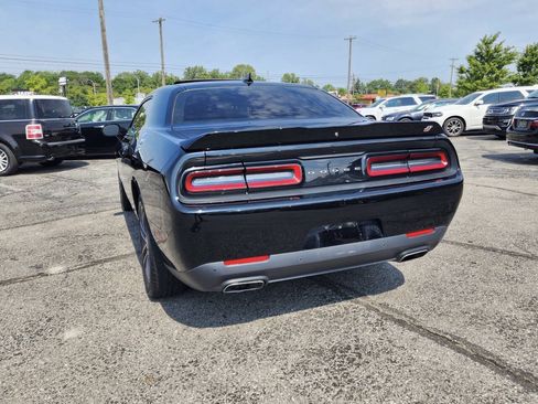 Used 2018 Dodge Challenger GT AWD/4WD image 14
