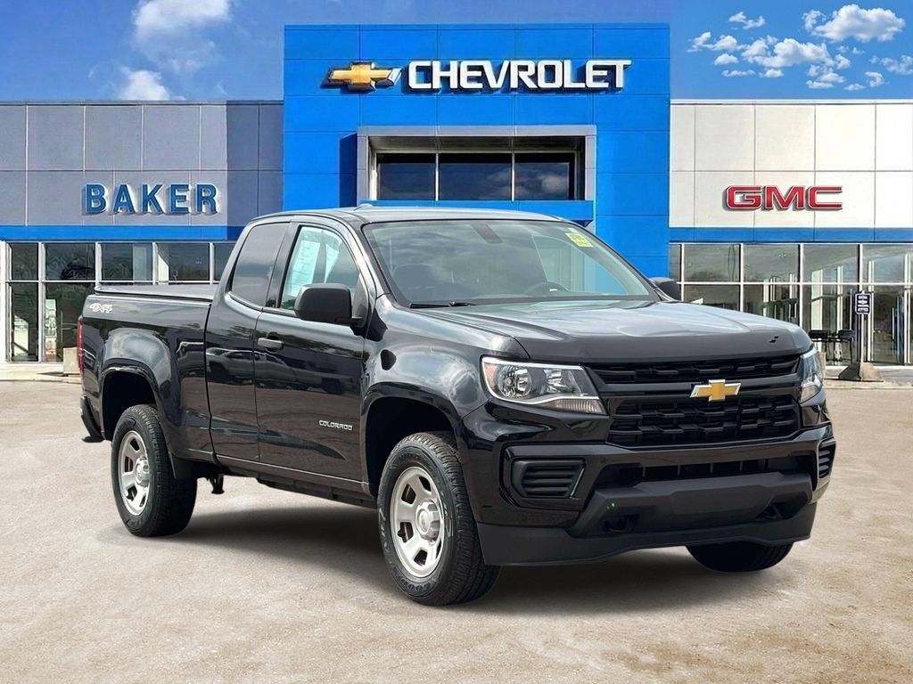 Used 2022 Chevrolet Colorado W/T w/ WT Convenience Package AWD/4WD image 1