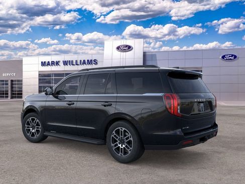 New 2026 Ford Expedition Active AWD/4WD image 4