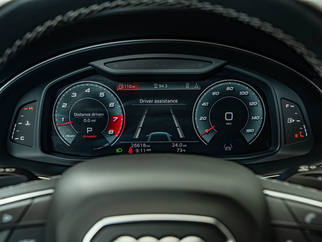 Used 2023 Audi SQ8 Prestige AWD/4WD image 30
