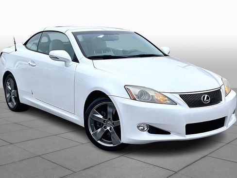 Used 2010 Lexus IS 250C image 2