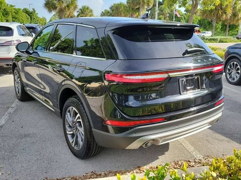 Certified 2025 Lincoln Corsair FWD image 4