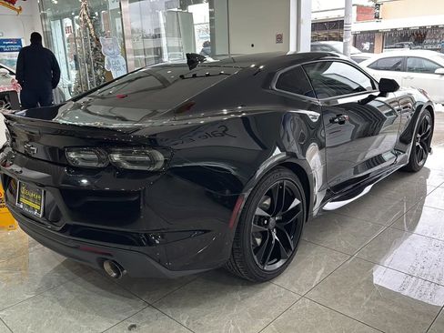 Used 2024 Chevrolet Camaro LT w/ RS Package image 7