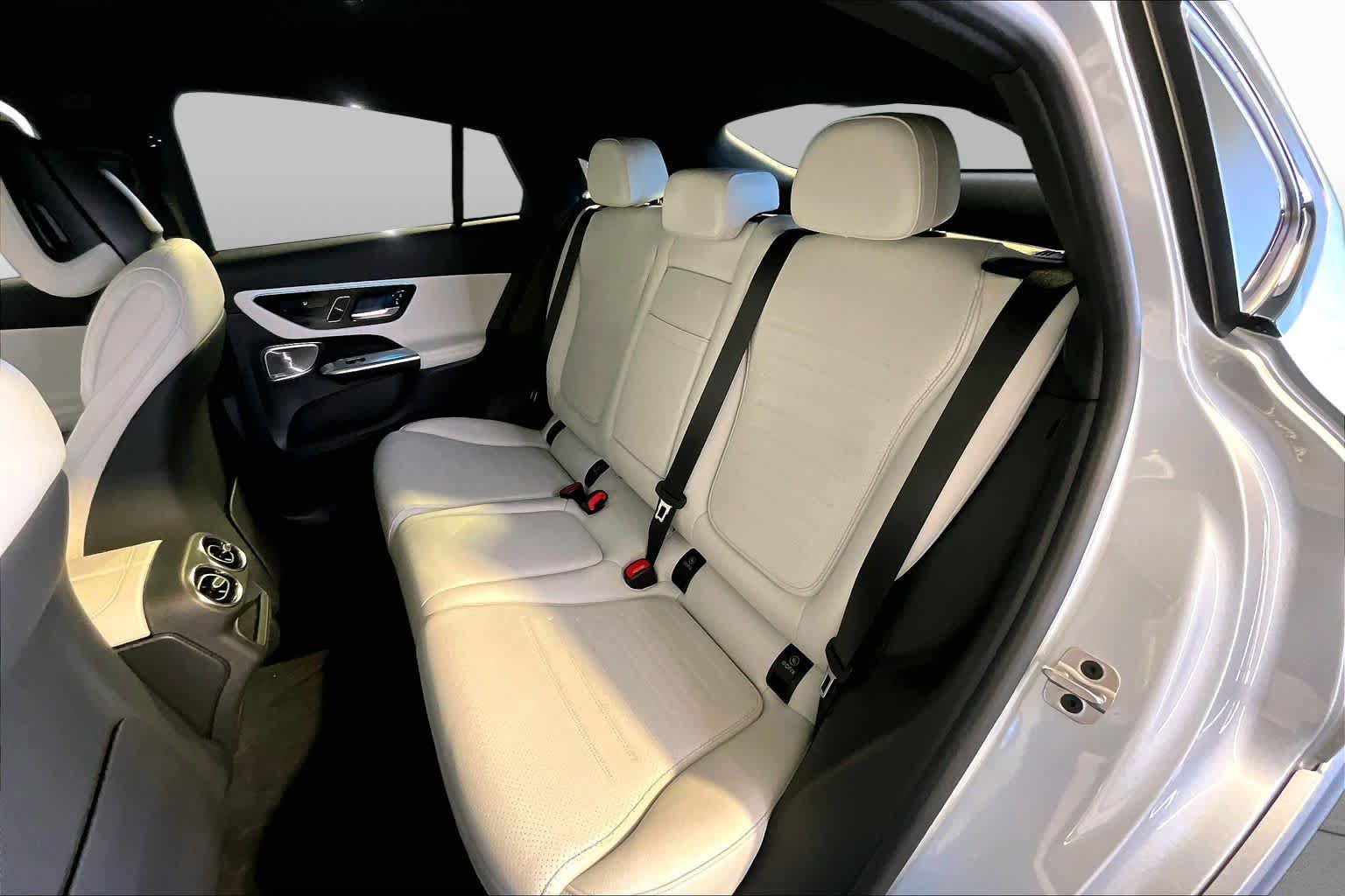 Certified 2024 Mercedes-Benz GLC 300 4MATIC image 21