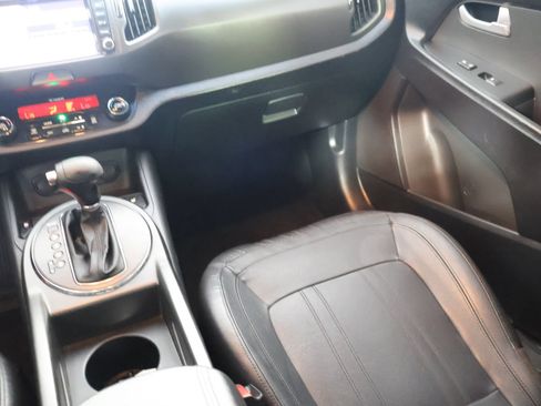 Used 2011 Kia Sportage SX w/ Premium Pkg w/Leather Seats AWD/4WD image 26