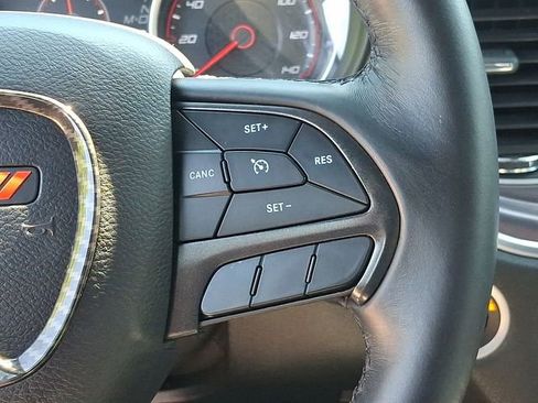Used 2018 Dodge Charger SXT RWD image 24