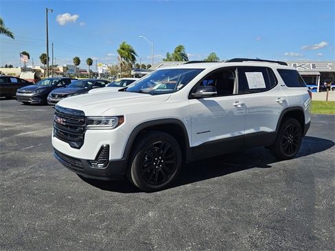 Used 2023 GMC Acadia SLE w/ Driver Convenience Package FWD image 4