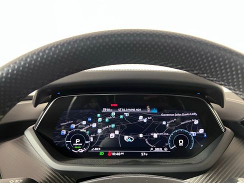 Used 2023 Audi e-tron GT Premium Plus image 29