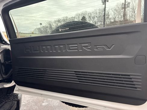 New 2026 GMC Hummer EV SUV image 49