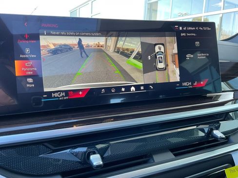 Certified 2025 BMW X5 xDrive40i w/ Premium Package image 19