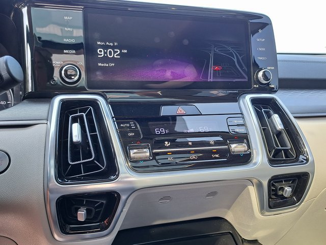 Used 2022 Kia Sorento SX AWD/4WD image 15