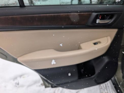 Used 2015 Subaru Outback 2.5i Limited image 37