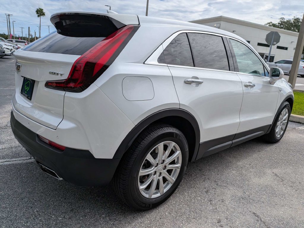 Certified 2019 Cadillac XT4 Luxury FWD image 4