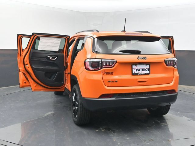 Used 2026 Jeep Compass Latitude AWD/4WD image 55