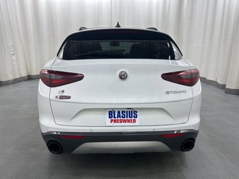 Used 2023 Alfa Romeo Stelvio Ti w/ Active Assist Plus Package image 5