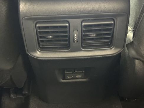 Used 2025 Toyota RAV4 XLE AWD/4WD image 56